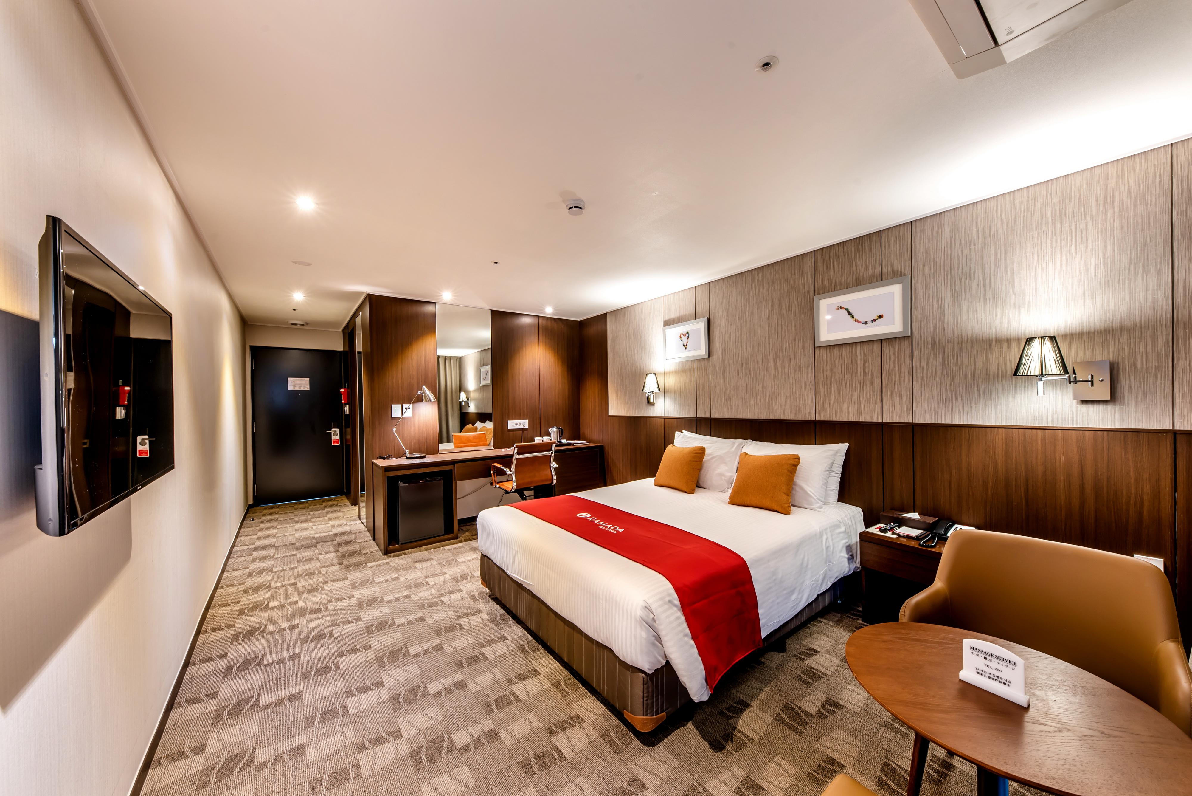Ramada By Wyndham Jeju City Hall Zewnętrze zdjęcie