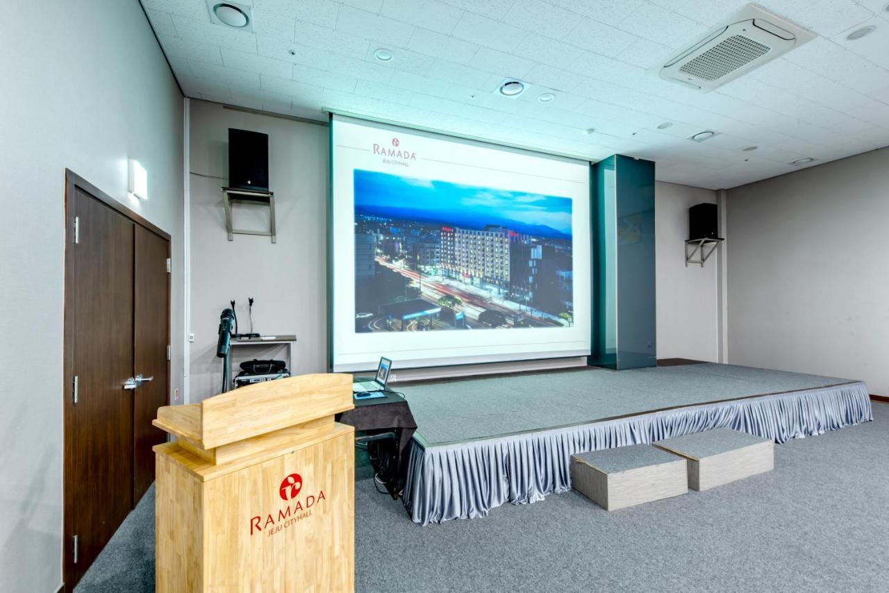 Ramada By Wyndham Jeju City Hall Zewnętrze zdjęcie